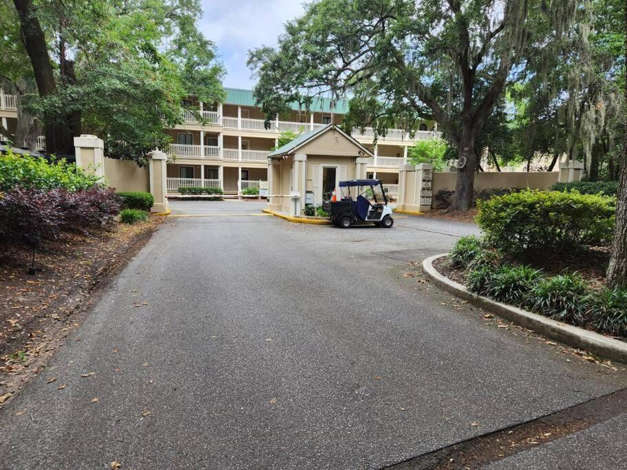 Classy & Comfortable Condo! Hilton Head Island Exterior photo